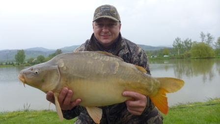 Lysáček na MikBaits Pikantní Švestka