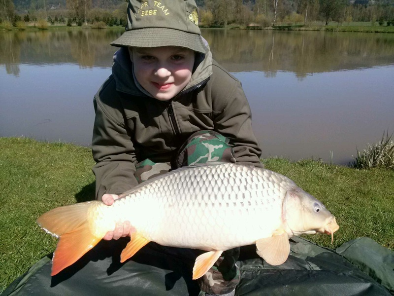 Malý Bertík = velký rybář ;-) 68cm MikBaits G4 obalená v těstíčku Francouzská Moruše