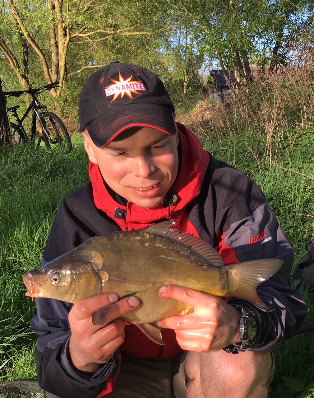 Pepa s feederem a nástrahami DYNAMITE BAITS 26.4.2018..