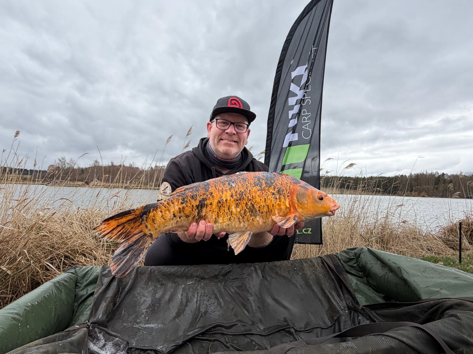 373053dd-67e8-4880-a6e0-856e6c326d01